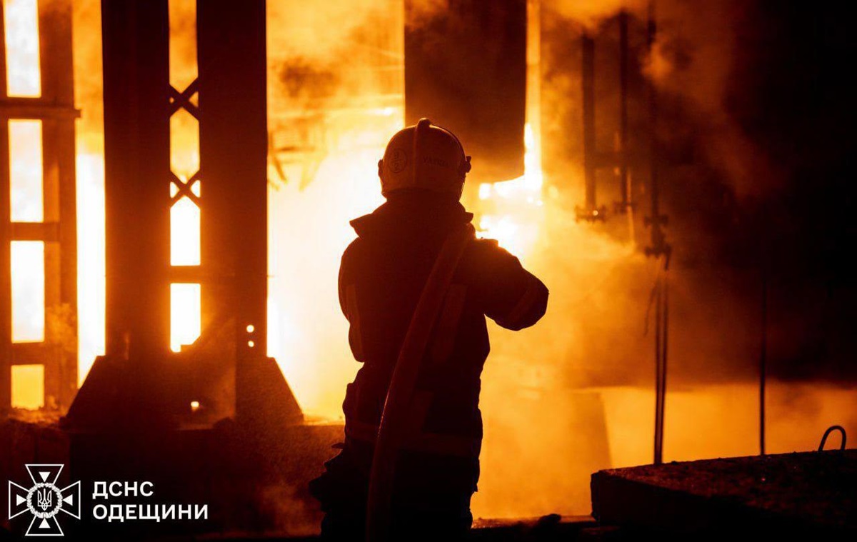 Фото для новини:Зеленський назвав головні цілі нічної атаки Росії