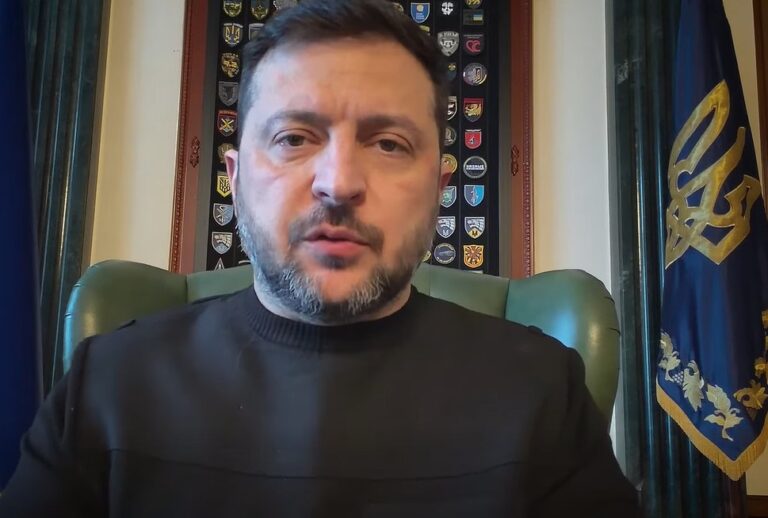 Фото для новини:Зеленський подякував усім причетним до ліквідації наслідків атаки РФ