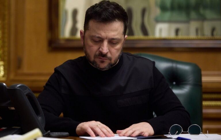 Фото для новини:Зеленський розповів, про що говорив з Трампом