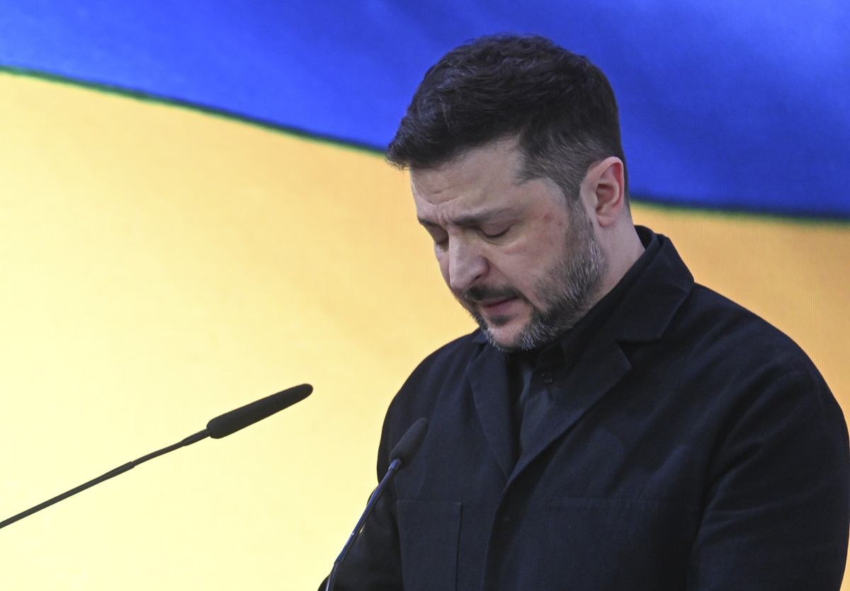 Фото для новини:Зеленський визнав знищення виробництва "Фламінго"