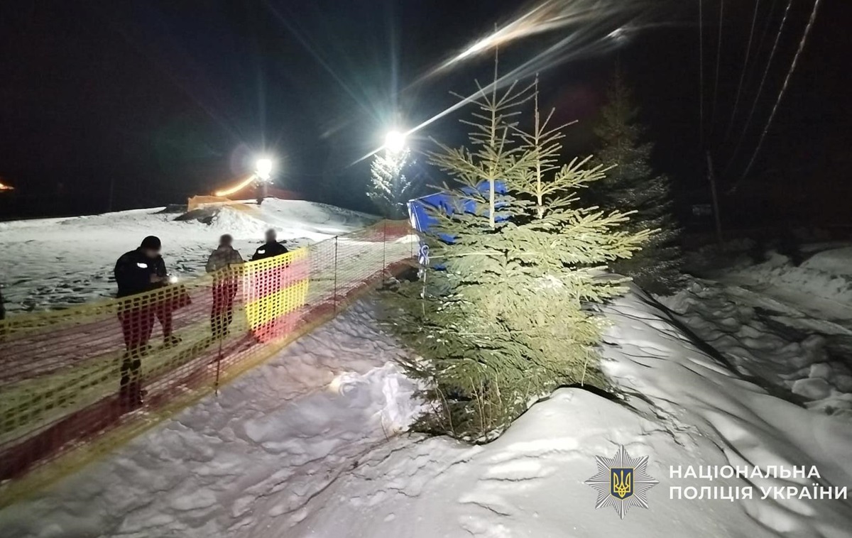 Фото для новини:Зіткнувся з ялинкою: на курорті Драгобрат травмувався 10-річний хлопчик