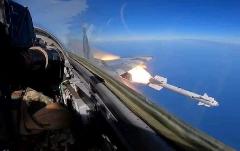 Фото для новини:ЗСУ уразили передовий пункт управління дивізії РФ