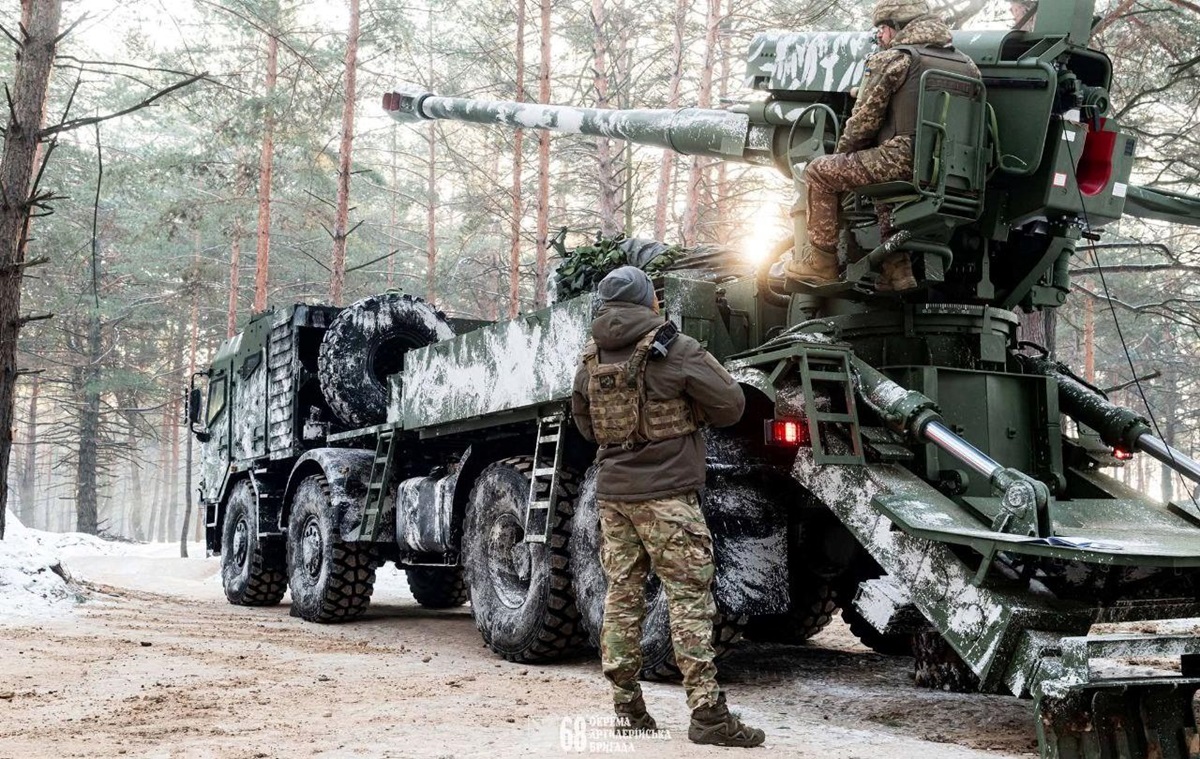 Фото для новини:ЗСУ ведуть бої з армією РФ на 13 напрямках