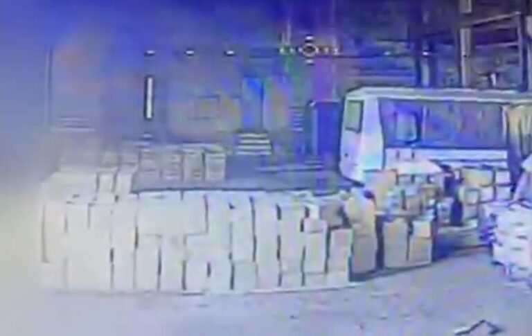 Фото для новини:ЗСУ знищили великий склад окупантів на Курщині