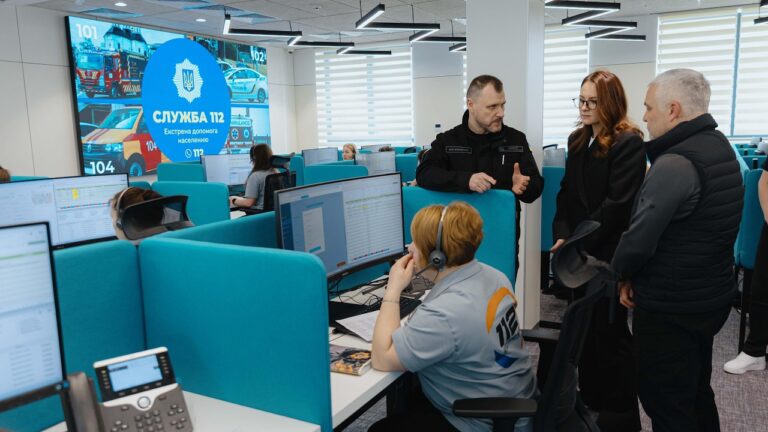 Фото для новини:📞 В Одесі запрацював четвертий комунікаційний центр Служби 112