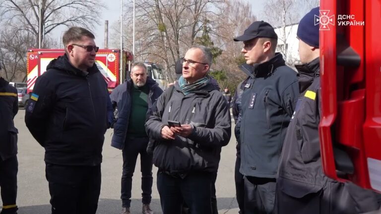 Фото для новини:Голова ДСНС провів зустріч із делегацією Пожежної бригади м. Парижа