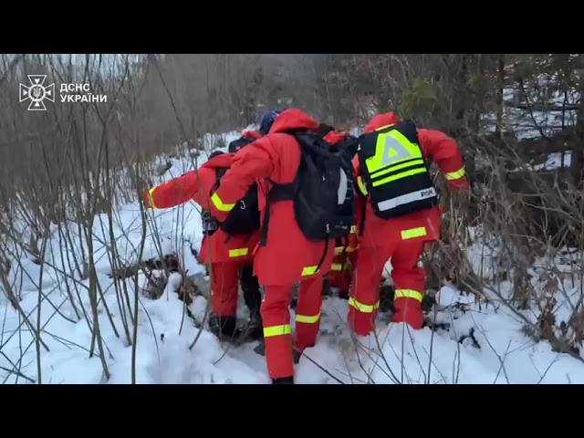 Фото для новини:З початку року у Карпатах врятували 89 туристів, серед них - 10 дітей