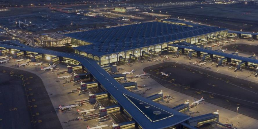 Фото для новини:Аеропорт Стамбула визнали найзавантаженішим у Європі