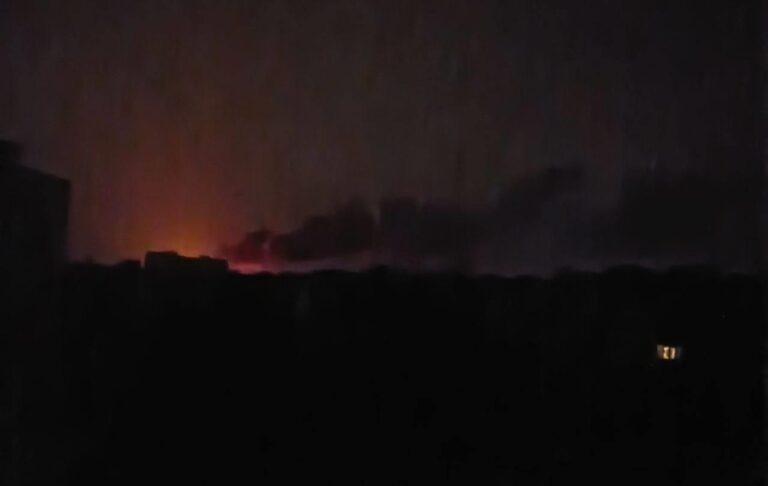 Фото для новини:Алчевськ атакували БПЛА: куди прилетіло