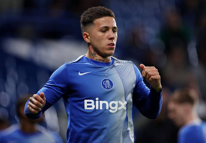 Фото для новини:Англійський клуб шукає нових хавбеків на випадок втрати Родрі та Сілви