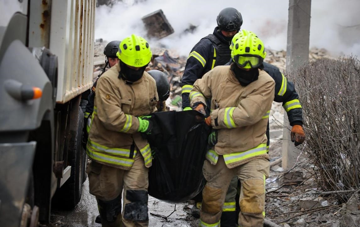 Фото для новини:Атака РФ на Харків: кількість загиблих зростає