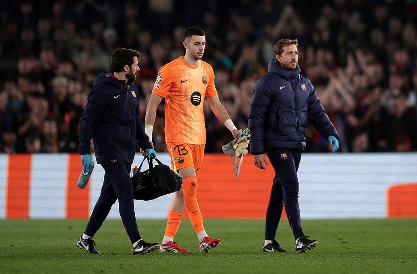 Фото для новини:Барселона розгромила Ньюкасл, але втратила ключового гравця