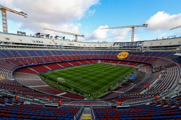 Фото для новини:Барселона знову залишилася без домашньої арени