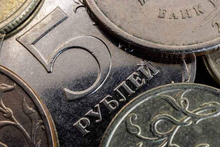 Фото для новини:Дефіцит бюджету Росії перевищив офіційні дані - розвідка