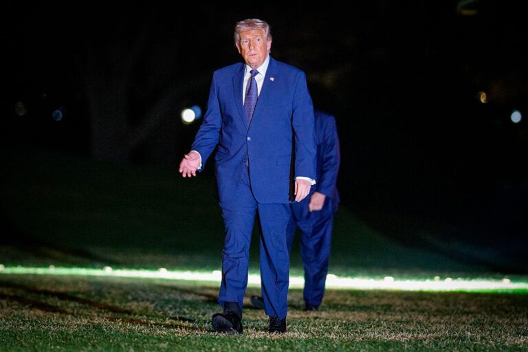 Фото для новини:Демократи вимагають від Трампа відновити санкції проти нафти РФ