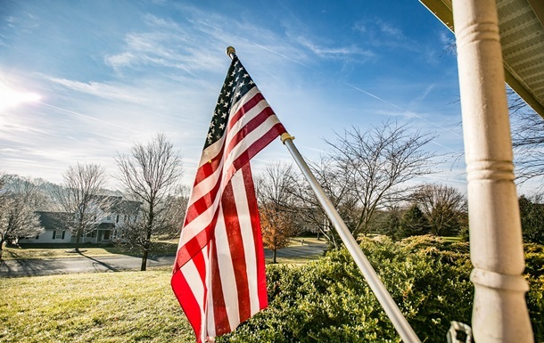 Фото для новини:Ділова активність у США впала до 11-місячного мінімуму