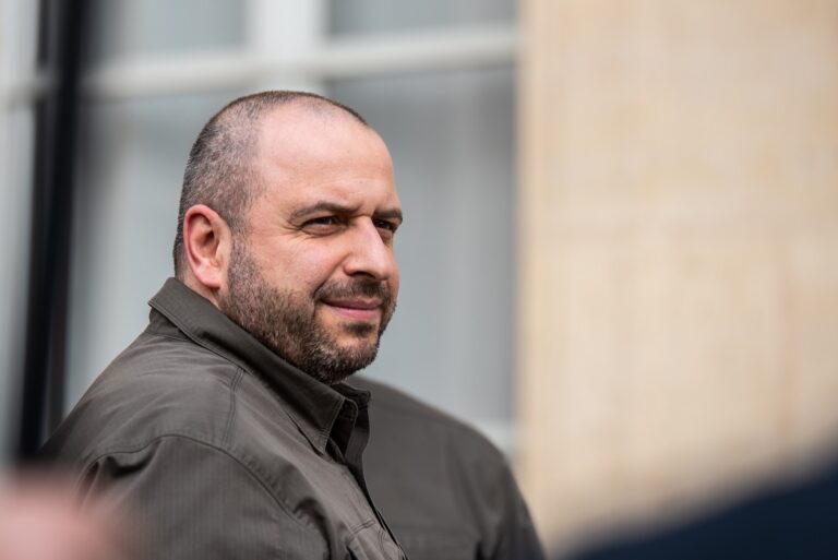 Фото для новини:Два дні в США. Відновлення перемовин про мир