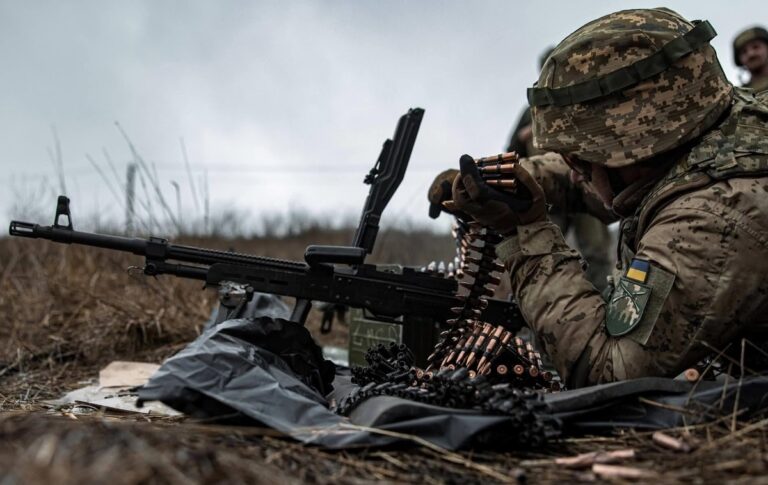 Фото для новини:Генштаб повідомив, де РФ атакувала на фронті