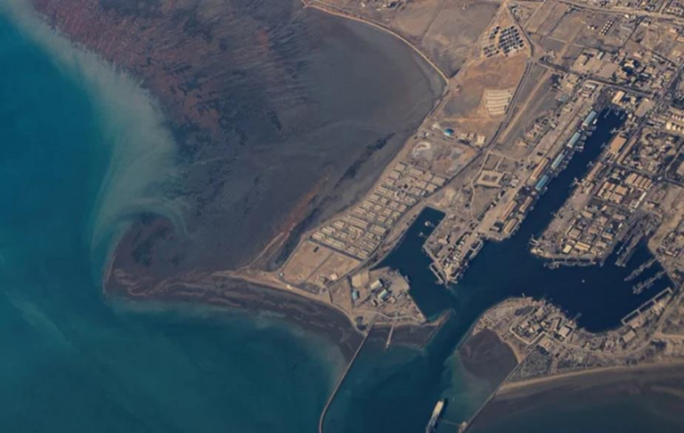 Фото для новини:Головний біль Китаю: хто захищатиме Ормузьку протоку разом зі США