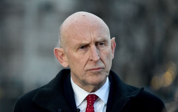 Фото для новини:Іран атакував британські військові бази на Кіпрі - Гілі