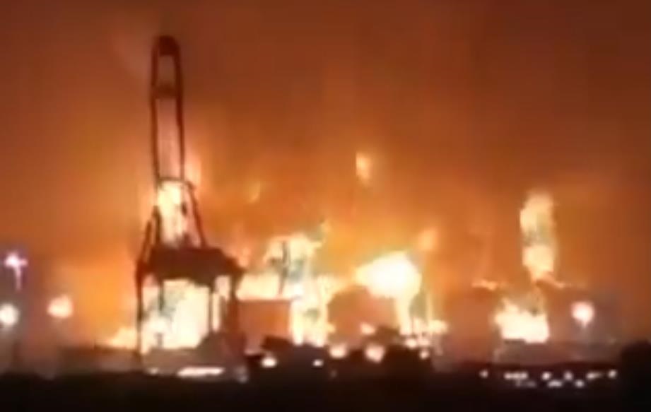 Фото для новини:Іран вдруге вдарив по СПГ-комплексу в Катарі