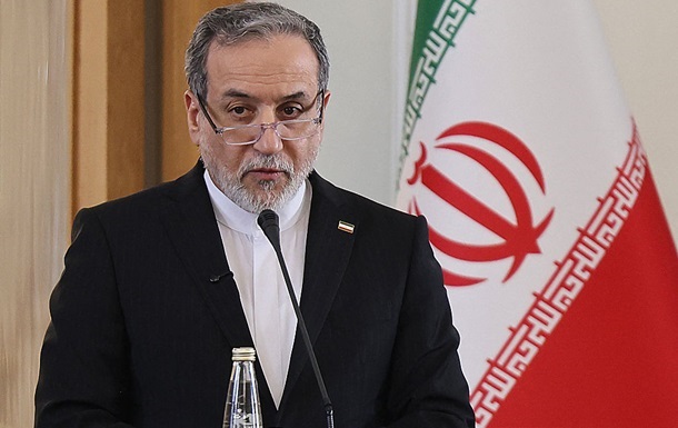 Фото для новини:Іран заперечив наявність переговорів зі США