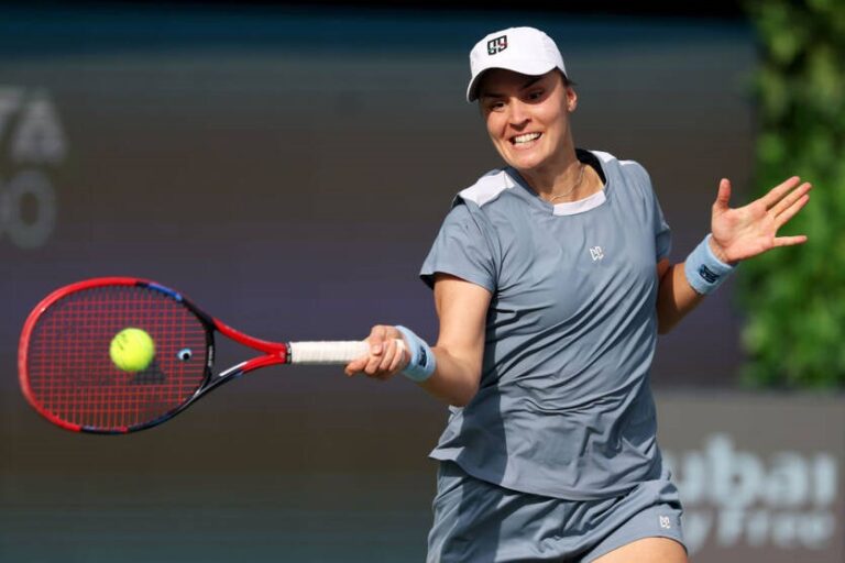 Фото для новини:Калініна не змогла виграти титул у Туреччині