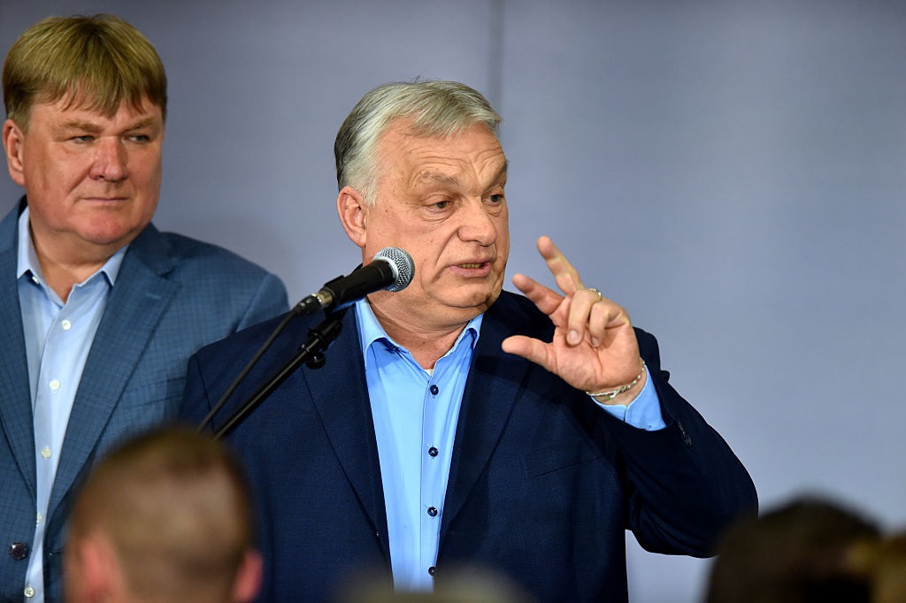 Фото для новини:Кампанія дезінформації. Кремль допомагає Орбану