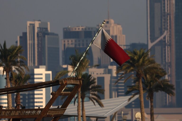 Фото для новини:Катар видворяє іранських дипломатів після удару по енергетичному центру