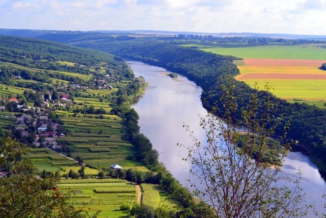 Фото для новини:Кемпінг, хайкінг та велопрогулянки навесні: мінус втома, плюс здоров&rsquo;я