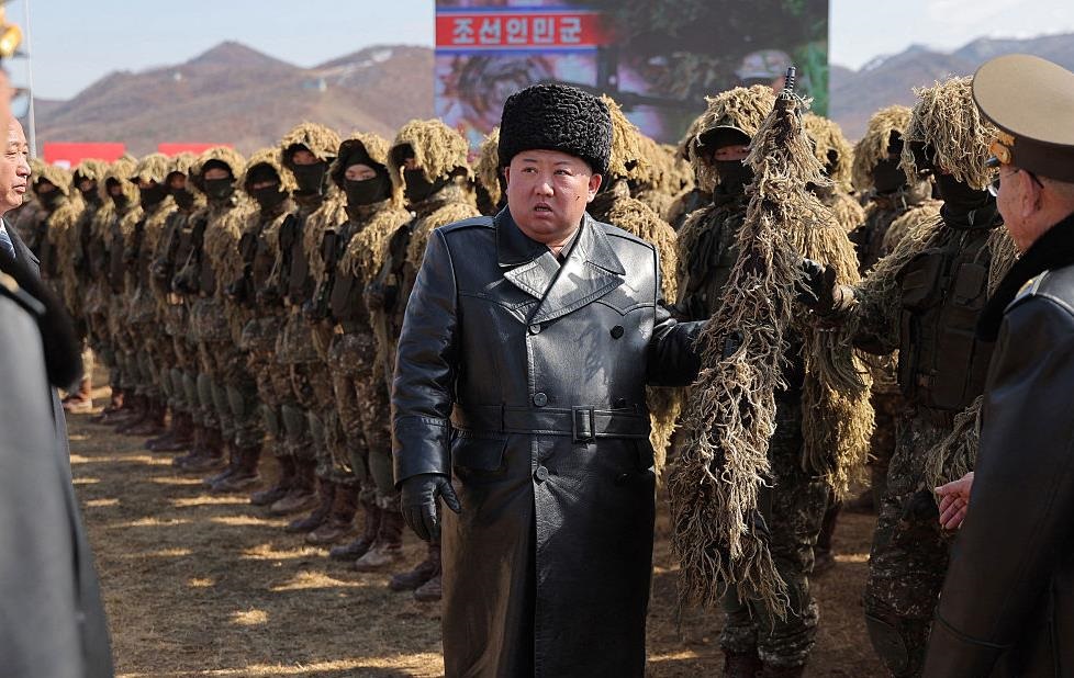 Фото для новини:Кім Чен Ина переобрали на посаду голови державних справ КНДР