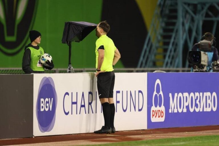 Фото для новини:Клуби УПЛ стали на бік Полісся у питанні суддівства