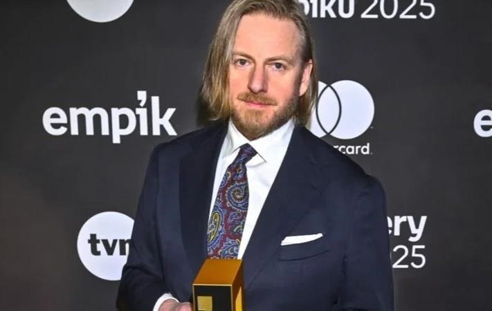 Фото для новини:Книгою року в Польщі став роман про війну в Україні