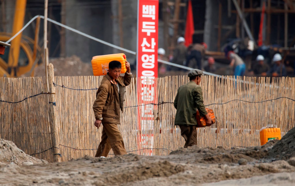 Фото для новини:Компанія КНДР вперше збудує завод у Росії