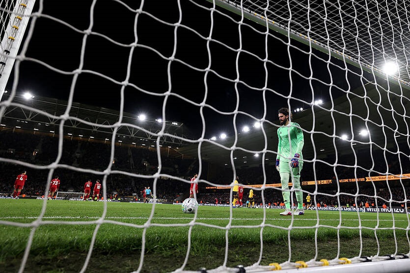 Фото для новини:Ліверпуль став єдиною командою в історії АПЛ, що часто пропускає після 90-ї