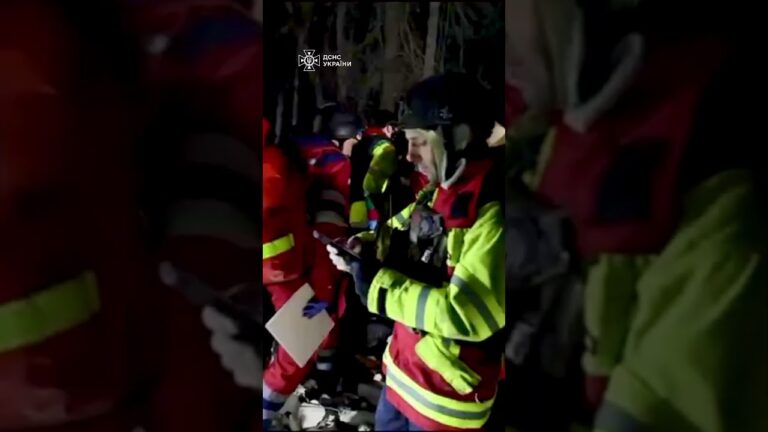 Фото для новини:Кожна вилучена цеглина — це надія. Кожне вилучене тіло — наш спільний біль