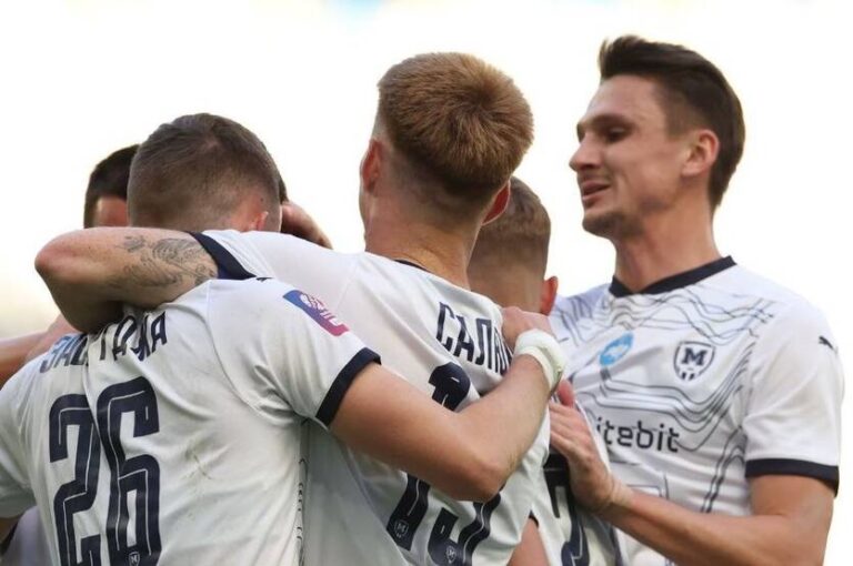 Фото для новини:Металіст 1925 впевнено обіграв Рух на виїзді