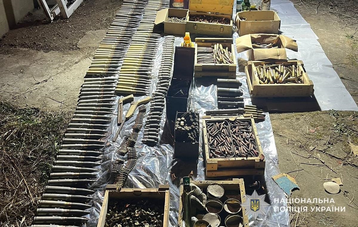 Фото для новини:На Тернопільщині вилучили партію зброї на мільйони