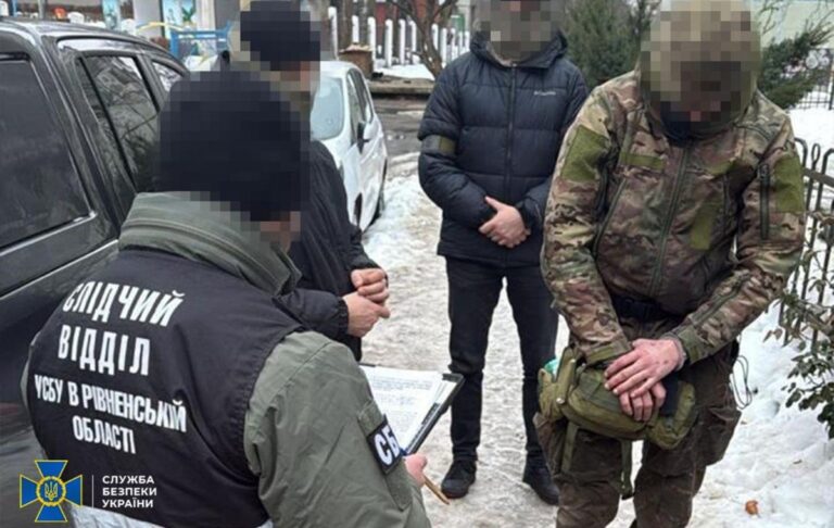 Фото для новини:Наркоман з Житомира готував теракт у центрі Рівного