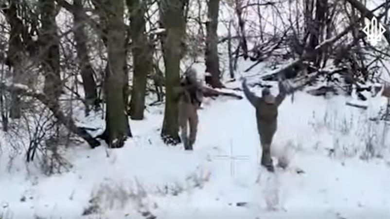 Фото для новини:Нацгвардійці показали, як беруть окупантів в полон