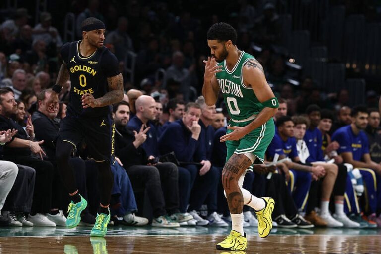 Фото для новини:НБА: Бостон та Лейкерс святкують перемоги