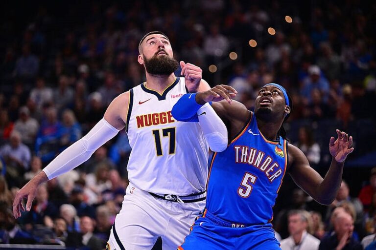 Фото для новини:НБА: драматична перемога Оклахоми та успіх Юти