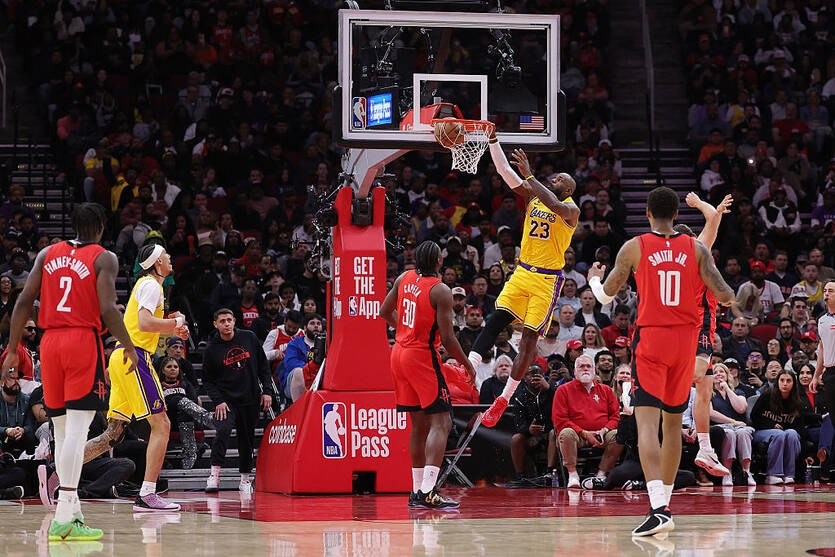 Фото для новини:НБА: Лейкерс та Бостон святкують перемоги