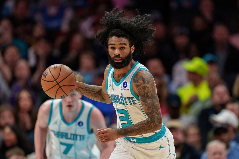 Фото для новини:НБА: Шарлотт перемагає, Фенікс падає