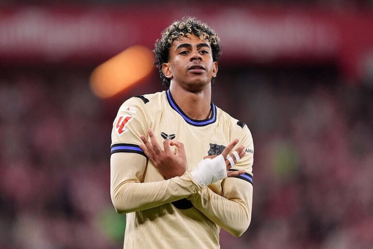 Фото для новини:Новий рекорд: Ямаль перевершив Мессі та Роналду