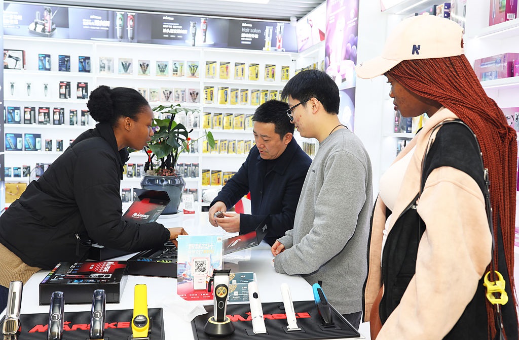 Фото для новини:Обмеження американської торгівлі: США почали розслідування щодо Китаю та ЄС