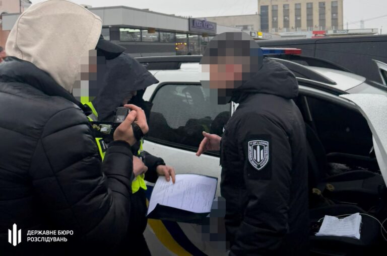 Фото для новини:Офіцера ТЦК викрили на хабарі у $4 тисячі