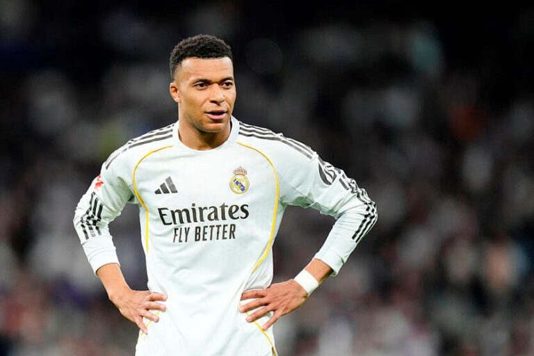 Фото для новини:Помилка лікарів Реала погіршила травму Мбаппе