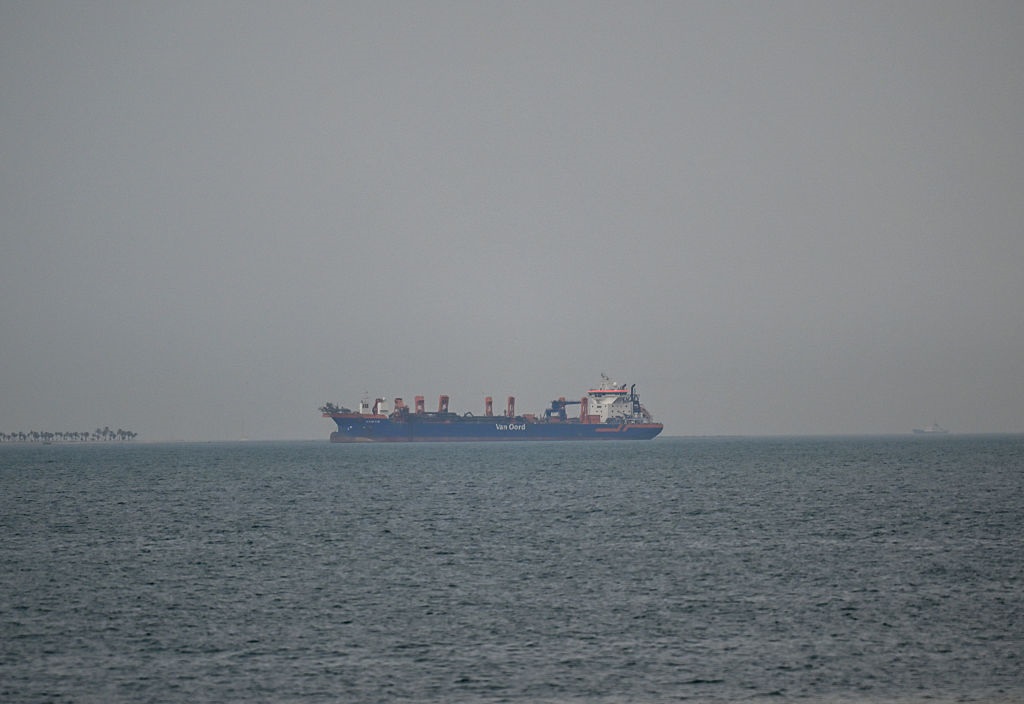 Фото для новини:Постачання нафти через Ормузьку протоку обвалилося на 97%