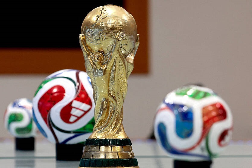 Фото для новини:Представлено дизайн головного постера ЧС-2026